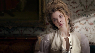 Natalie Dormer nue, scène de sexe de The Scandalous Lady W (2015)