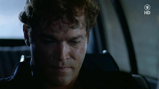 Sherrie Rose desnuda, escena de sexo de Unlawful Entry (1992)