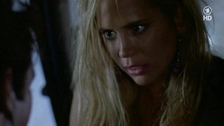 Sherrie Rose desnuda, escena de sexo de Unlawful Entry (1992)