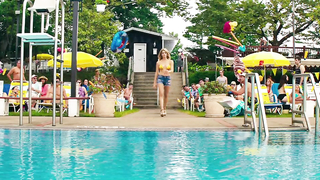 Ashley Greene sexy, scena di Staten Island Summer (2015)