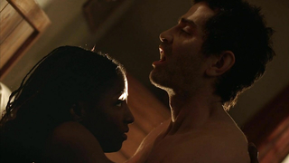 Rutina Wesley sexy, Natasha Alam sexy, cena de sexo de True Blood s03e03 (2010)