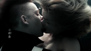 Gemita Samarra desnuda, escena de Presión (2015)