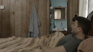 Джессика Зор секси, Аллегра Карпентер секси, Дженнифер Миссони голая, сцена секса из Клубная жизнь (2015)