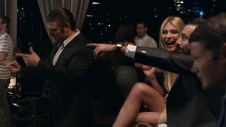Джессика Зор секси, Аллегра Карпентер секси, Дженнифер Миссони голая, сцена секса из Клубная жизнь (2015)