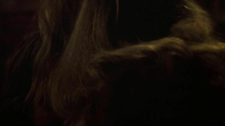 Sandahl Bergman nua, cena de sexo de Conan, o Bárbaro (1982)