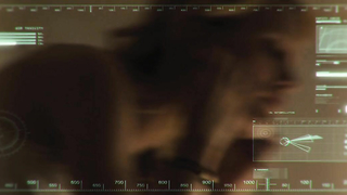 Ashley Hinshaw sexy, scène de La Pyramide (2014)