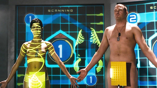 Cecile Breccia çıplak, Tanya van Graan çıplak, Nicole Tupper çıplak, Starship Troopers 3'ten sahne (2008)