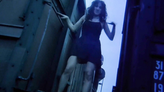 Nathalie Karsenty çıplak, Two Orphan Vampires (1997) filminden sahne