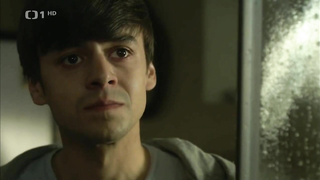 Kristyna Podzimkova çıplak, Ach, ty vrazdy (2012) filminden sahne