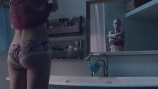 Agnieszka Zulewska çıplak, Chemia'dan seks sahnesi (2015)