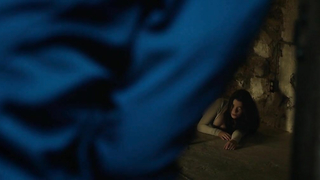 Anya Taylor-Joy, Split (2016) filminden seksi, erotik sahne