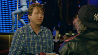 Soara-Joye Ross çıplak, Crashing s01e08 (2017)'den erotik sahne