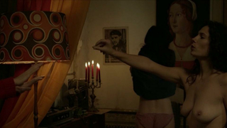 Valerie Donzelli nuda, Patricia Andre nuda, scena di sesso da Les grandes ondes (2013) #2