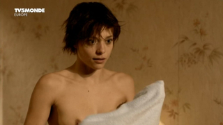 Nude video with Lizzie Brochere nude , scene from Un petit bout de France (2012)
