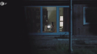 Stefanie Honer seksi, Ostfriesenkiller'den (2017) seks sahnesi